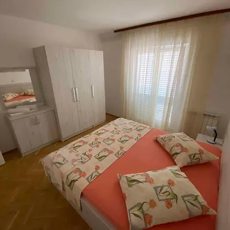 Kampor 9 Apartment