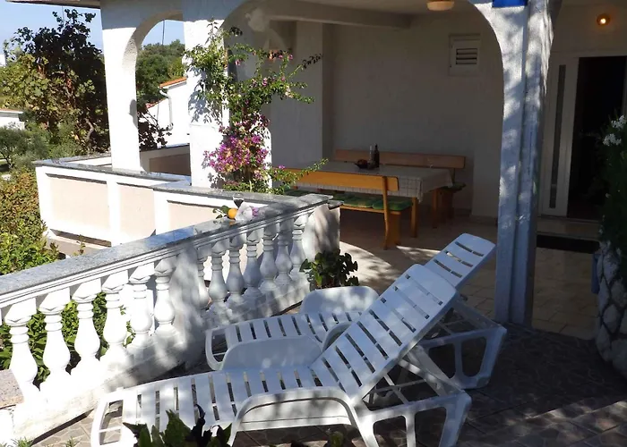 Appartement 9 Kampor